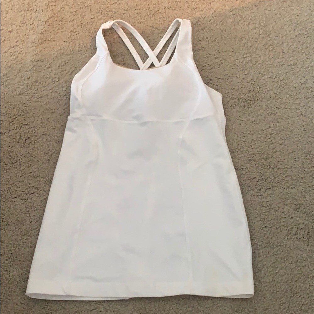 White lululemon tank